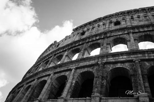 Canvas Colosseum Of Rome Black and White